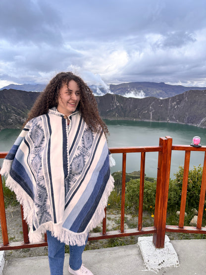 Yaku Ñusta – Little Lake Princess Poncho